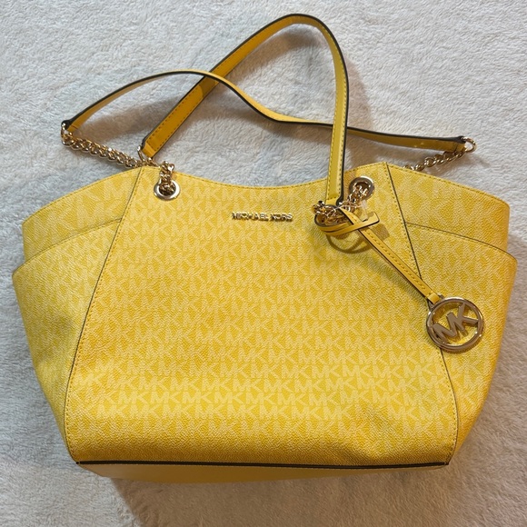 Michael Kors Jet Set Large Signature Logo Yellow Shoulder Tote Bag - Picture 3 of 11